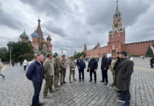 Генерал Шаманов вручил Благодарственные письма алтайским «барсам» — добровольцам СВО